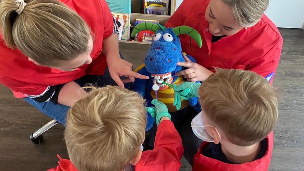 Bezoek kinderdagblijf buitenschoolse opvang basisschool tandarts lichtenvoorde